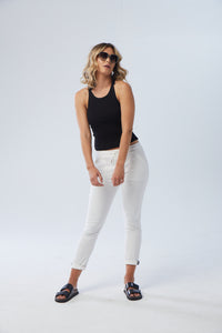 Aya Jogger White