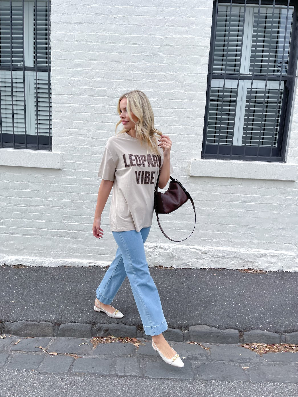 Amara Late T-shirt